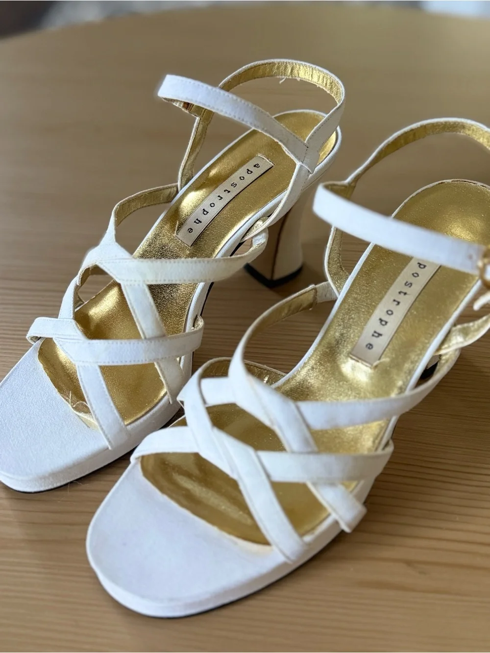 Apostrophe White Strappy Block Heel Sandals Y2K platform heels kittenblock heels - Picture 6 of 9
